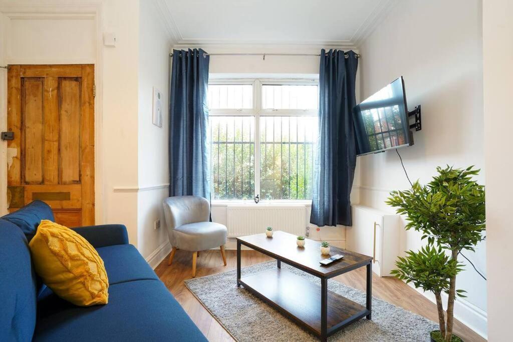 3 Bedroom With Free Parking Apartamento