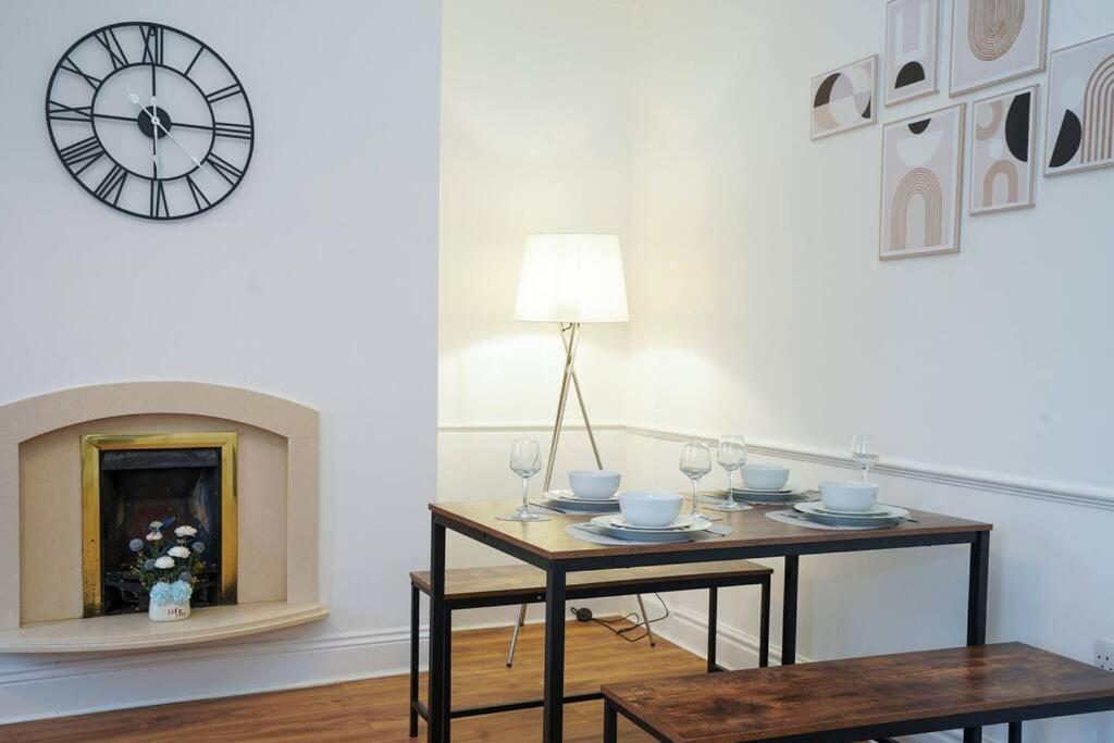 Appartamento 3 Bedroom With Free Parking *