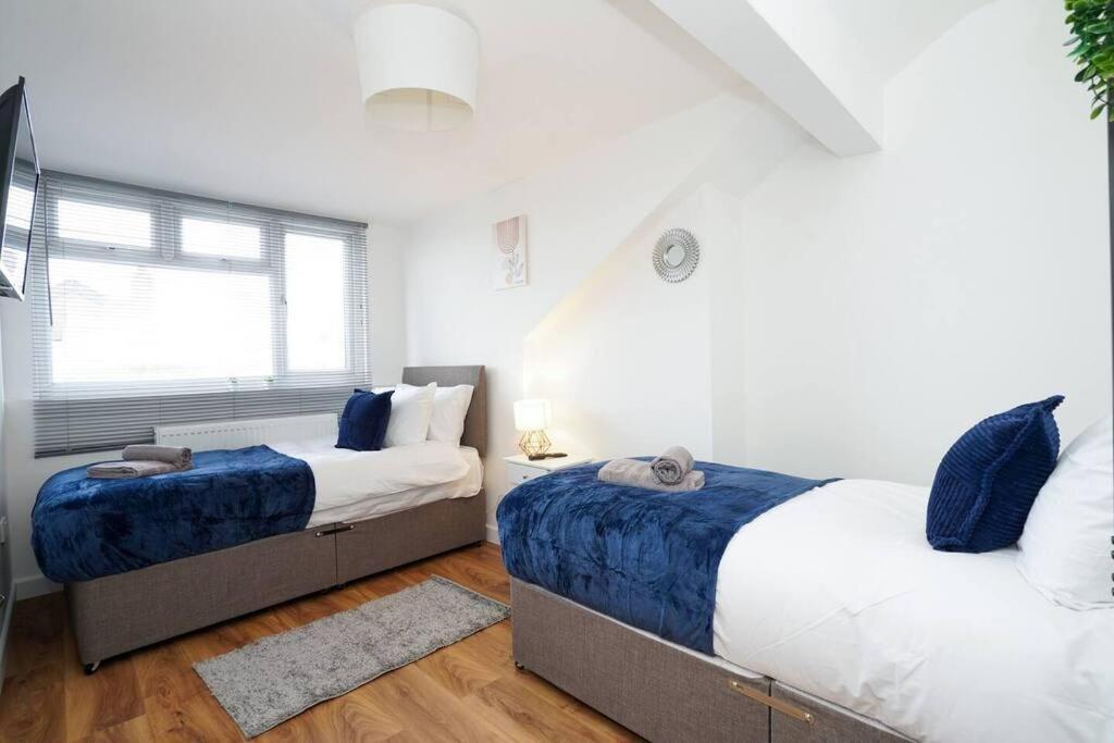 3 Bedroom With Free Parking *