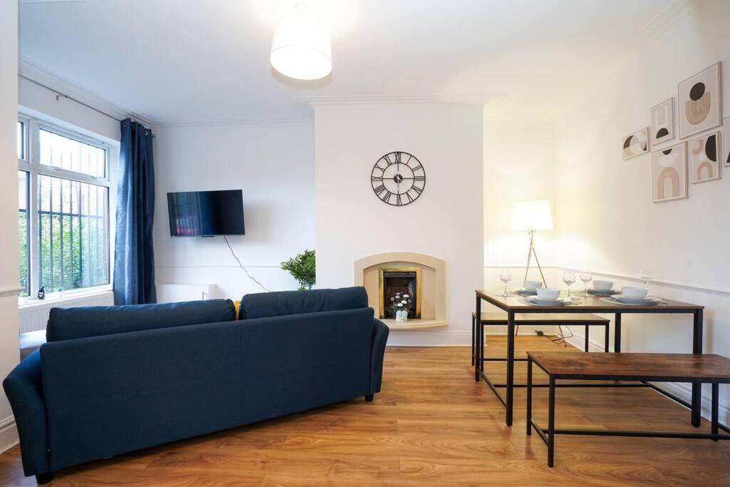 Apartamento 3 Bedroom With Free Parking Leeds (West Yorkshire)