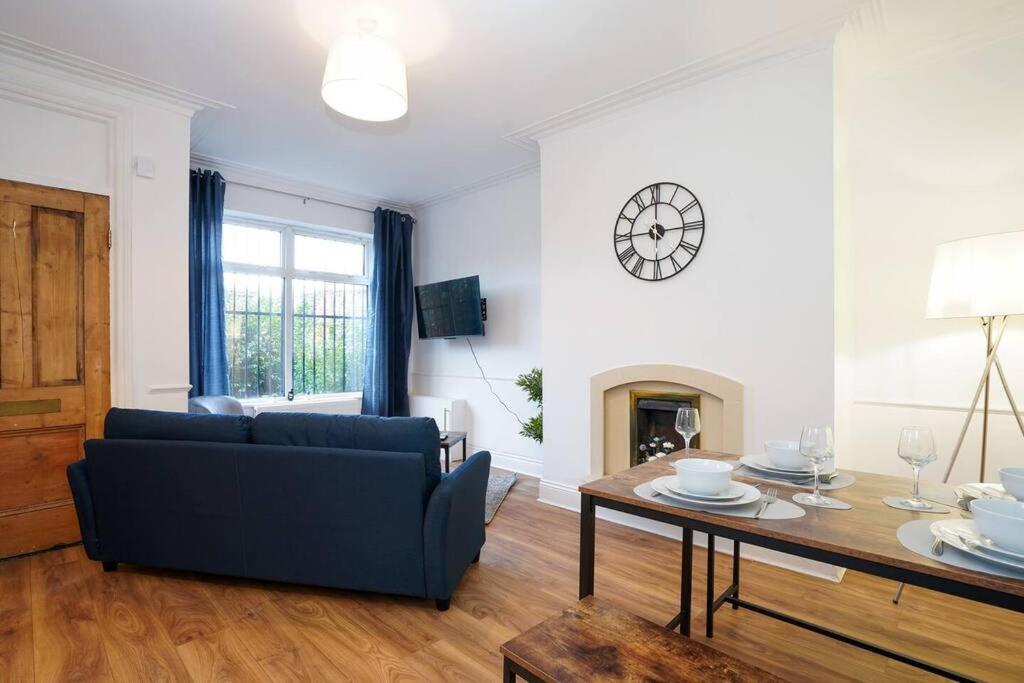 3 Bedroom With Free Parking *